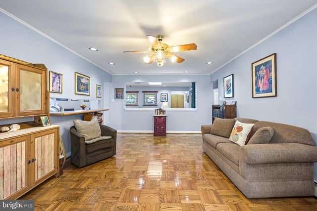 1518 DOGWOOD DR, Cherry Hill, NJ 08003