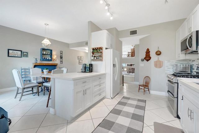 1776 Bay Drive, Pompano Beach, FL 33062