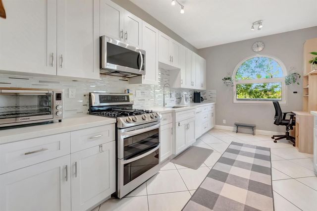 1776 Bay Drive, Pompano Beach, FL 33062
