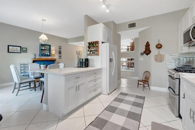 1776 Bay Drive, Pompano Beach, FL 33062