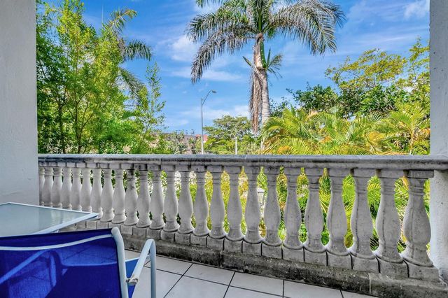 1776 Bay Drive, Pompano Beach, FL 33062