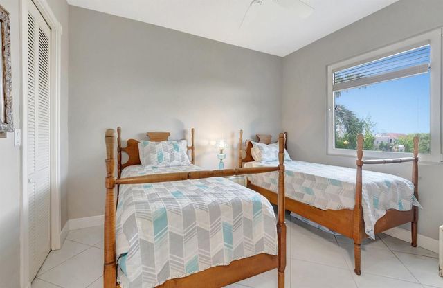 1776 Bay Drive, Pompano Beach, FL 33062