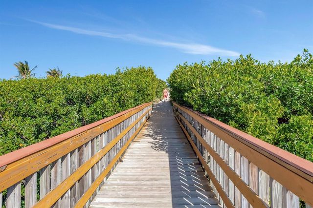 1776 Bay Drive, Pompano Beach, FL 33062