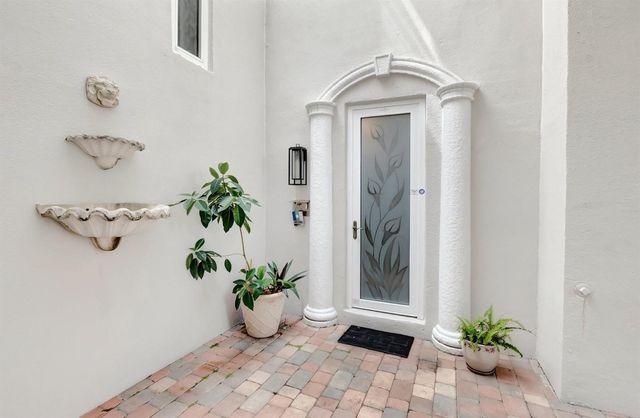 1776 Bay Drive, Pompano Beach, FL 33062