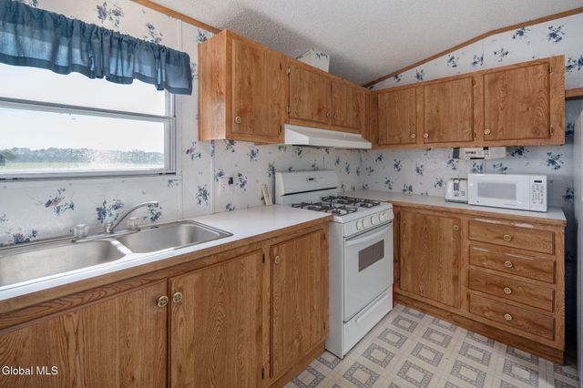 441 H. Gray Road, Palatine, NY 13339