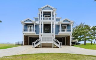 4727 E Belle Fontaine Road, Ocean Springs, MS 39564