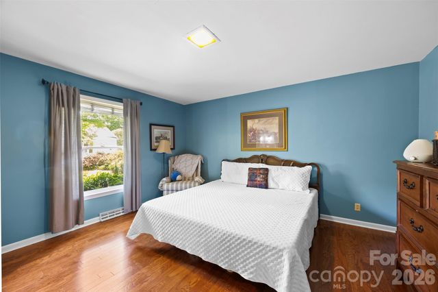 208 S Dixie Street, Cherryville, NC 28021