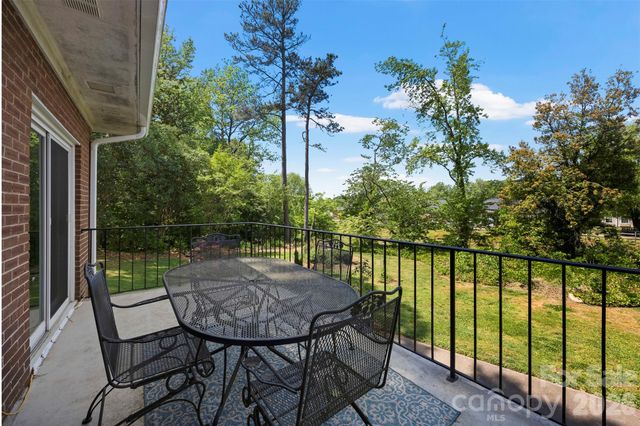 208 S Dixie Street, Cherryville, NC 28021
