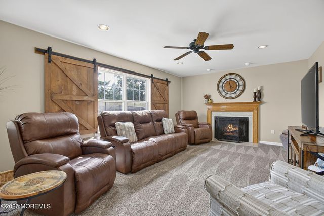 452 Meadowood Road, Jackson, NJ 08527