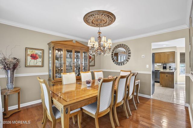 452 Meadowood Road, Jackson, NJ 08527