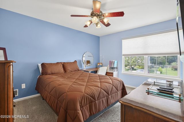 452 Meadowood Road, Jackson, NJ 08527