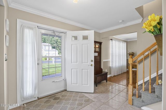 452 Meadowood Road, Jackson, NJ 08527