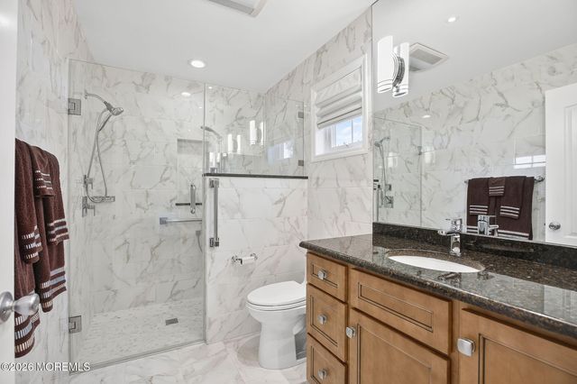 452 Meadowood Road, Jackson, NJ 08527