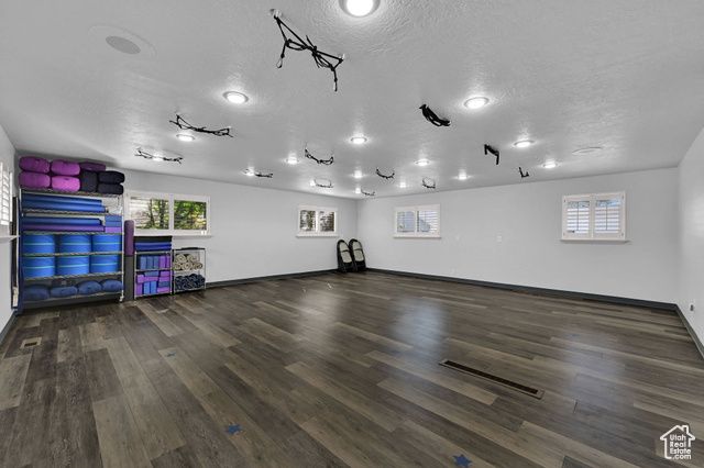 1825 W 4400 S, Roy, UT 84067