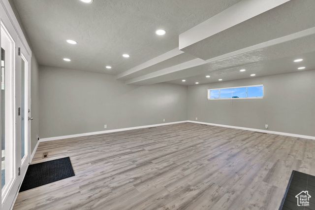 1825 W 4400 S, Roy, UT 84067