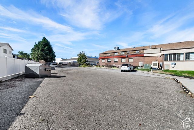 1825 W 4400 S, Roy, UT 84067