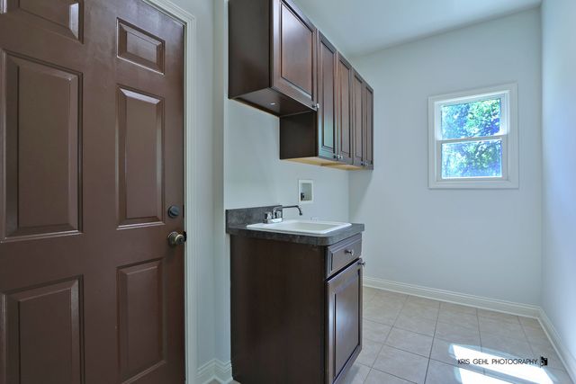 2935 Oxford Court, Aurora, IL 60502