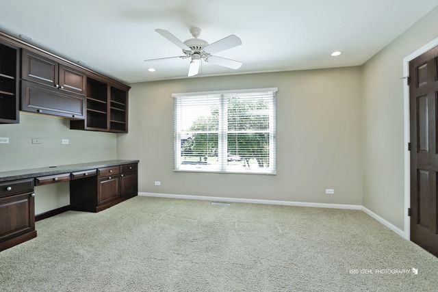 2935 Oxford Court, Aurora, IL 60502