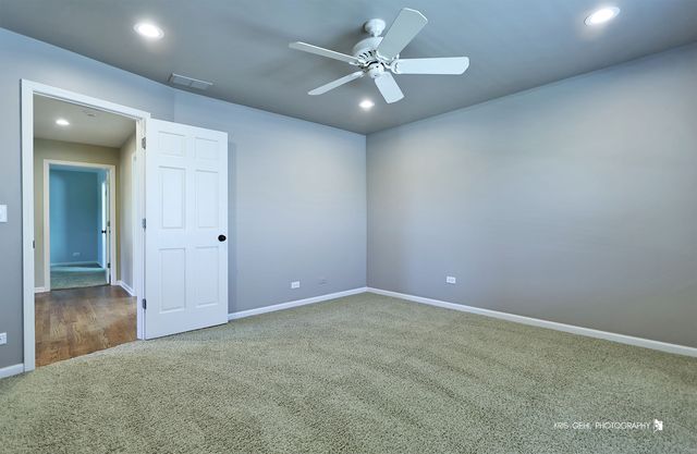 2935 Oxford Court, Aurora, IL 60502