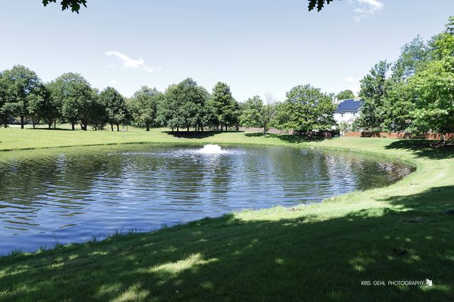 2935 Oxford Court, Aurora, IL 60502