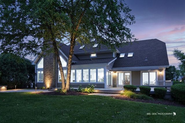2935 Oxford Court, Aurora, IL 60502