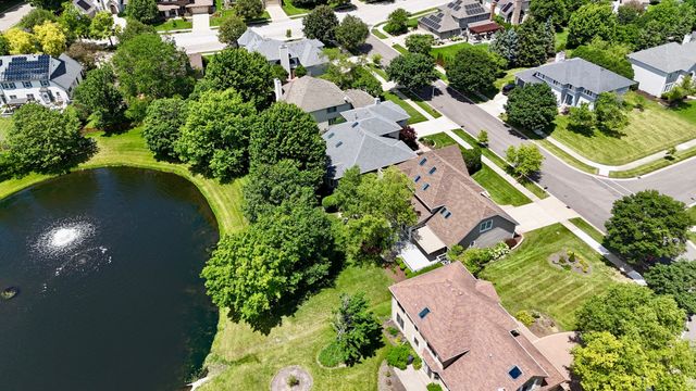 2935 Oxford Court, Aurora, IL 60502