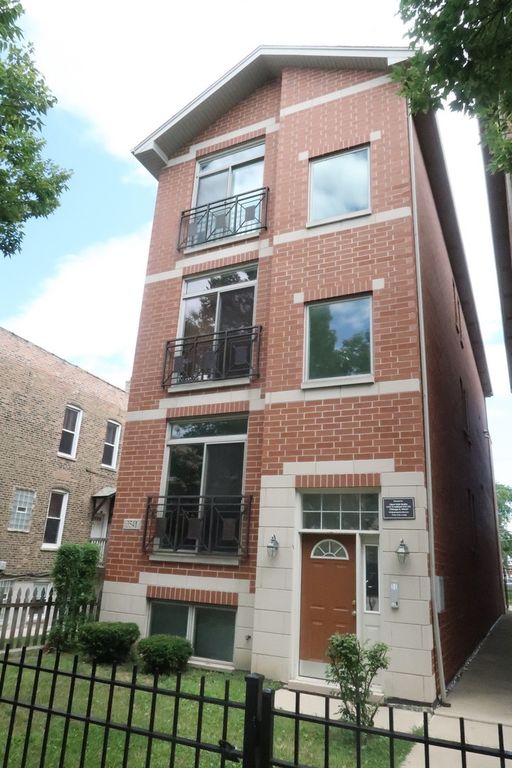 3541 S Hamilton Avenue 3, Chicago, IL 60609