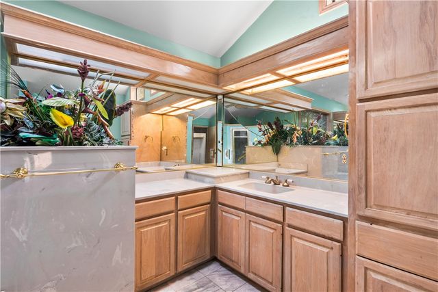 5377 County Road 73, Robstown, TX 78380