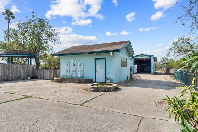 5377 County Road 73, Robstown, TX 78380