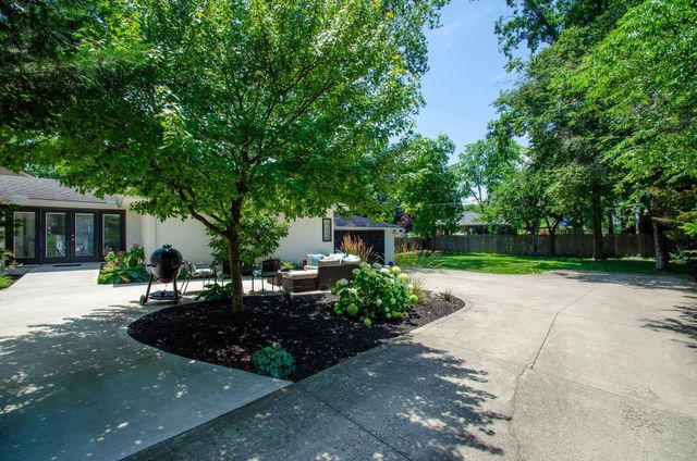 207 Eastmoor Boulevard, Columbus, OH 43209