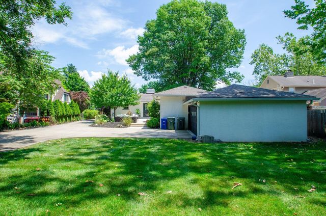 207 Eastmoor Boulevard, Columbus, OH 43209