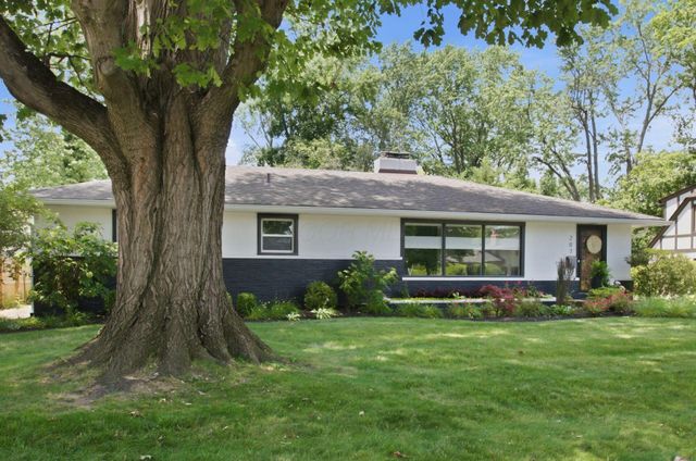 207 Eastmoor Boulevard, Columbus, OH 43209