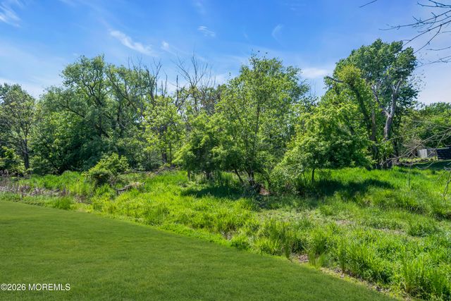 96 White Street D, Eatontown, NJ 07724