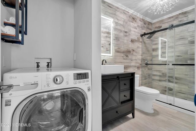 96 White Street D, Eatontown, NJ 07724