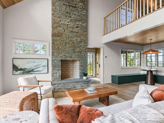 41 Windy Ridge Trail, Asheville, NC 28804