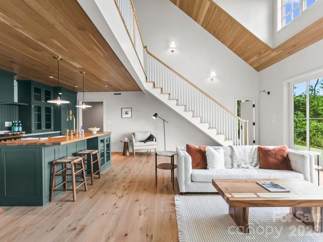 41 Windy Ridge Trail, Asheville, NC 28804