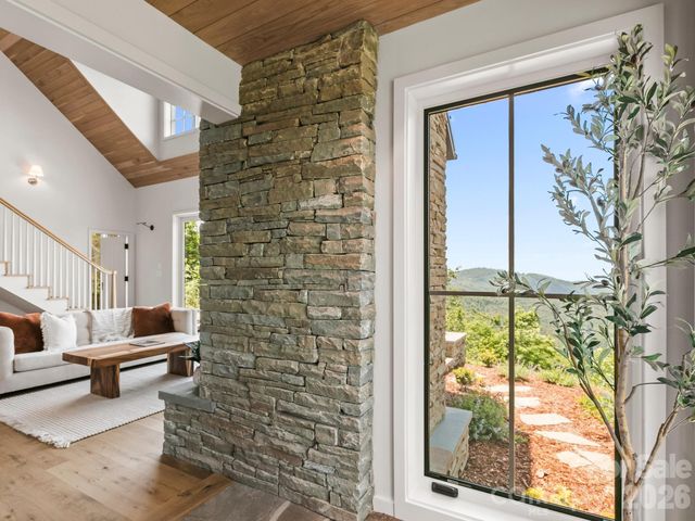 41 Windy Ridge Trail, Asheville, NC 28804