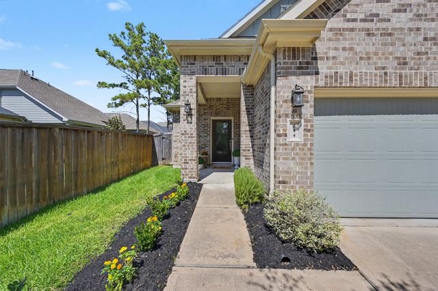 244 N Cascade Heights Drive, Montgomery, TX 77316