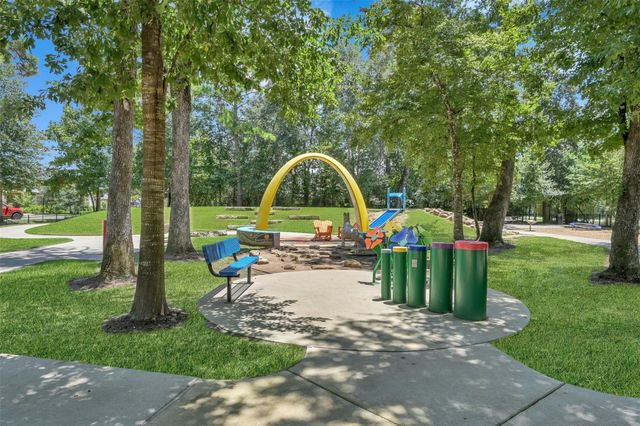 244 N Cascade Heights Drive, Montgomery, TX 77316