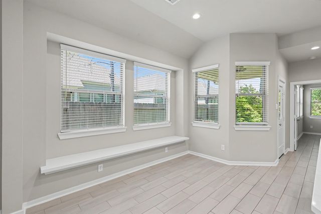 244 N Cascade Heights Drive, Montgomery, TX 77316