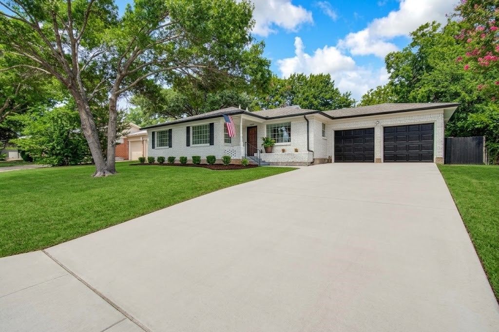 4840 Overton Avenue, Fort Worth, TX 76133 — exterior