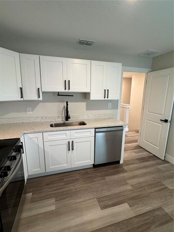 2738 16TH AVENUE N, St Petersburg, FL 33713