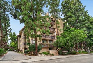 1655 Clark 324, Long Beach, CA 90815