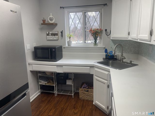 204 Cedar Hollow Drive 204, Rocky Hill, CT 06067