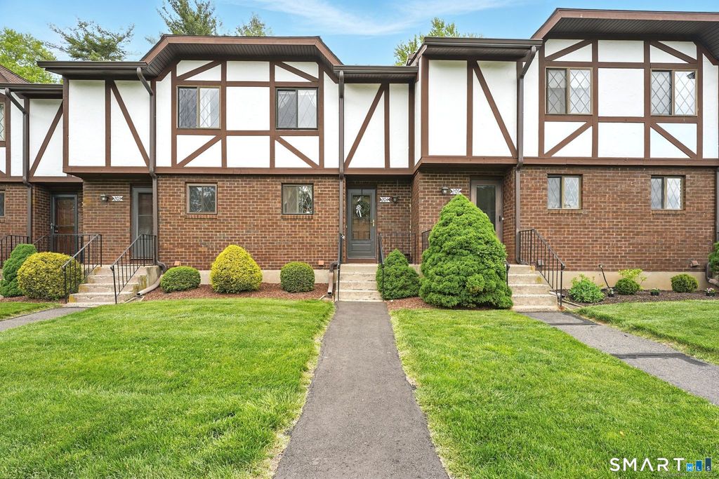 204 Cedar Hollow Drive 204, Rocky Hill, CT 06067