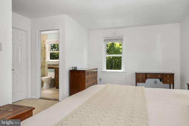 1117 ROSS LN, Phoenixville, PA 19460