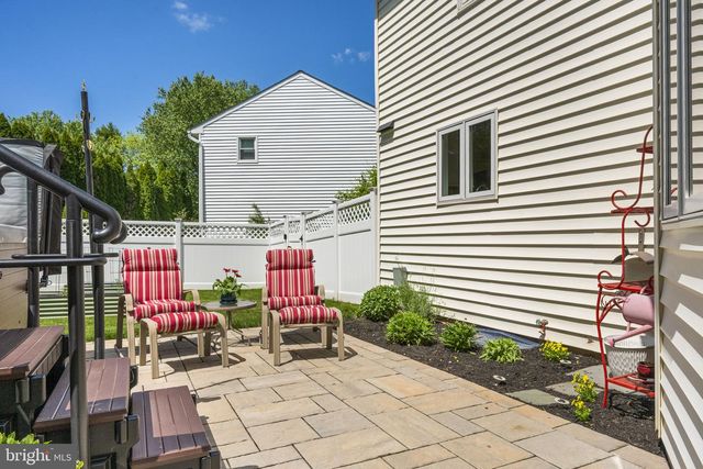 1117 ROSS LN, Phoenixville, PA 19460
