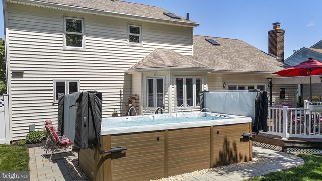 1117 ROSS LN, Phoenixville, PA 19460