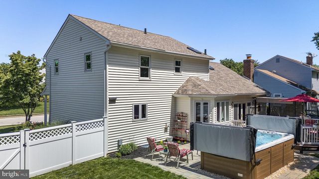 1117 ROSS LN, Phoenixville, PA 19460