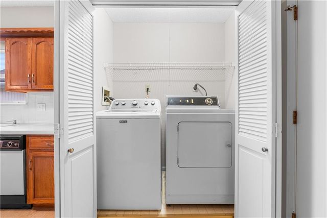 5222 S Downey Avenue, Independence, MO 64055